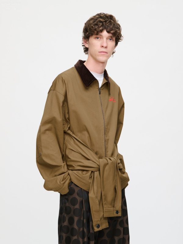 HUG JACKET in BEIGE