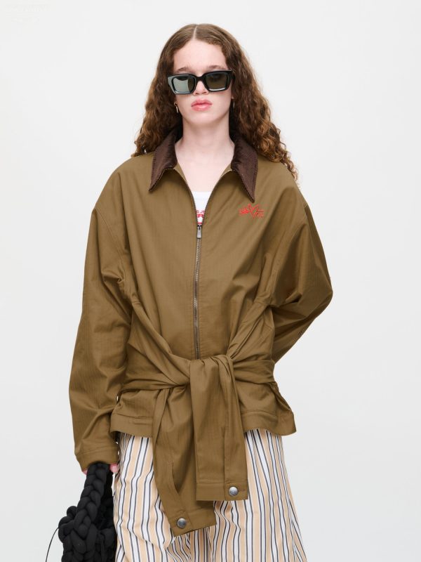 HUG JACKET in BEIGE