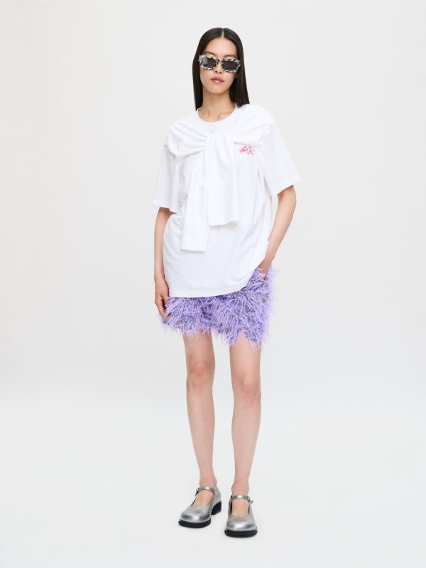 HOLD ME TEE in WHITE