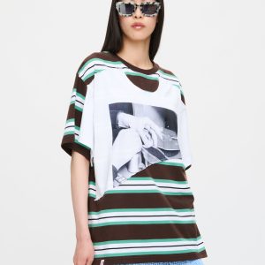 062101101KNITTEDBROWNSTRIPE_WHITE_2.jpg