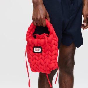 062120402KNITTEDRED_1.jpg