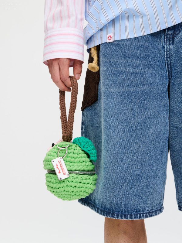 APPLE CLUTCH in GREEN BROWN