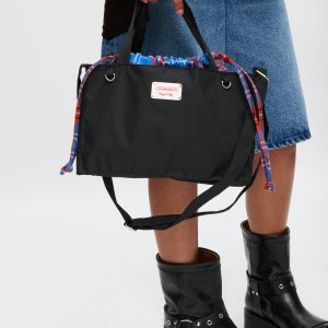 062120901WOVENBLACK_TARTAN_1.jpg
