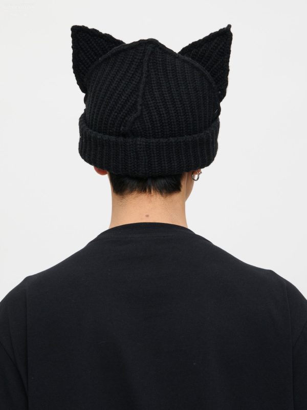 CHUNKY EARS BEANIE in BLACK ECRU