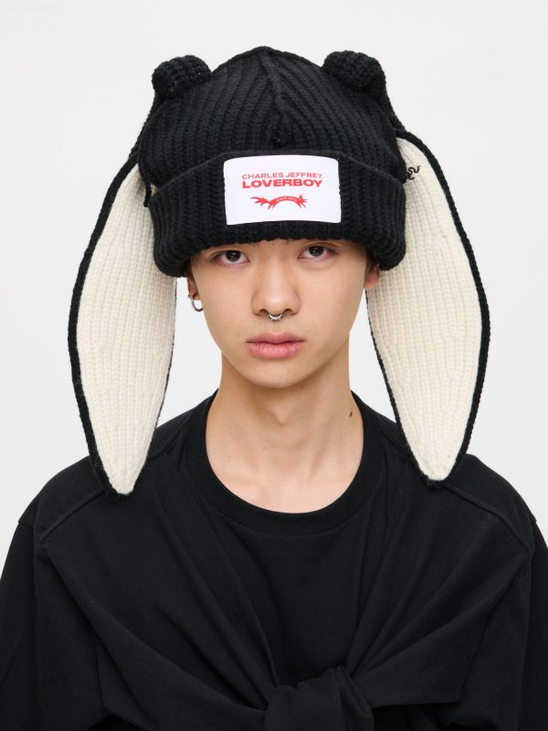 CHUNKY RABBIT BEANIE in BLACK ECRU