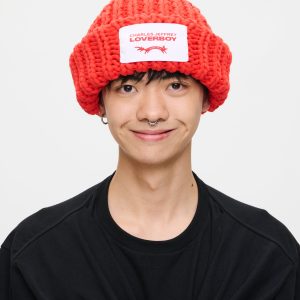 062130406KNITTEDRED_1.jpg