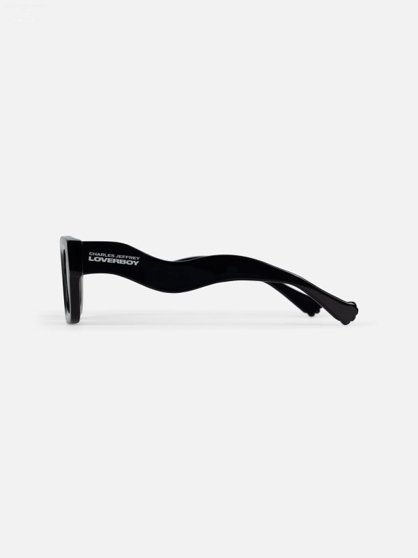 TOPSY TURVY SUNGLASSES in BLACK