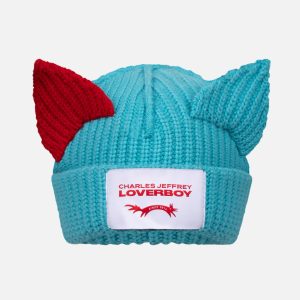 CHUNKY EARS BEANIE EXCLUSIVE in BLUE RED