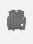 LABEL CABLE KNITTED VEST in GREY