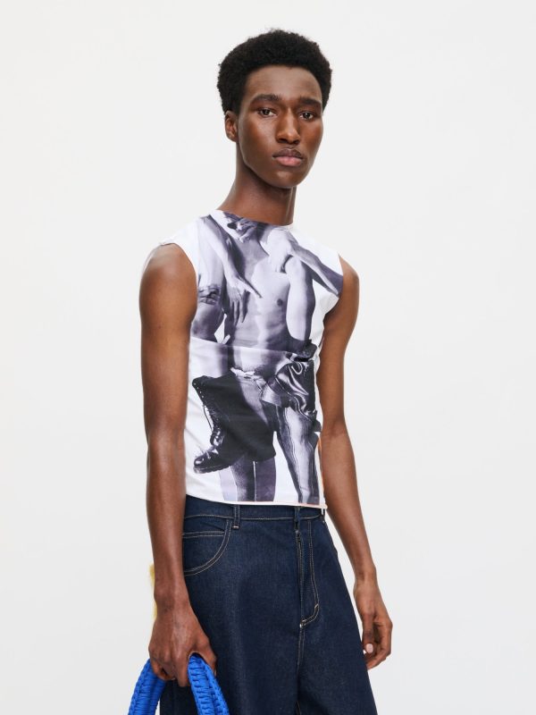 GRAPHIC TANK TOP in WHITE