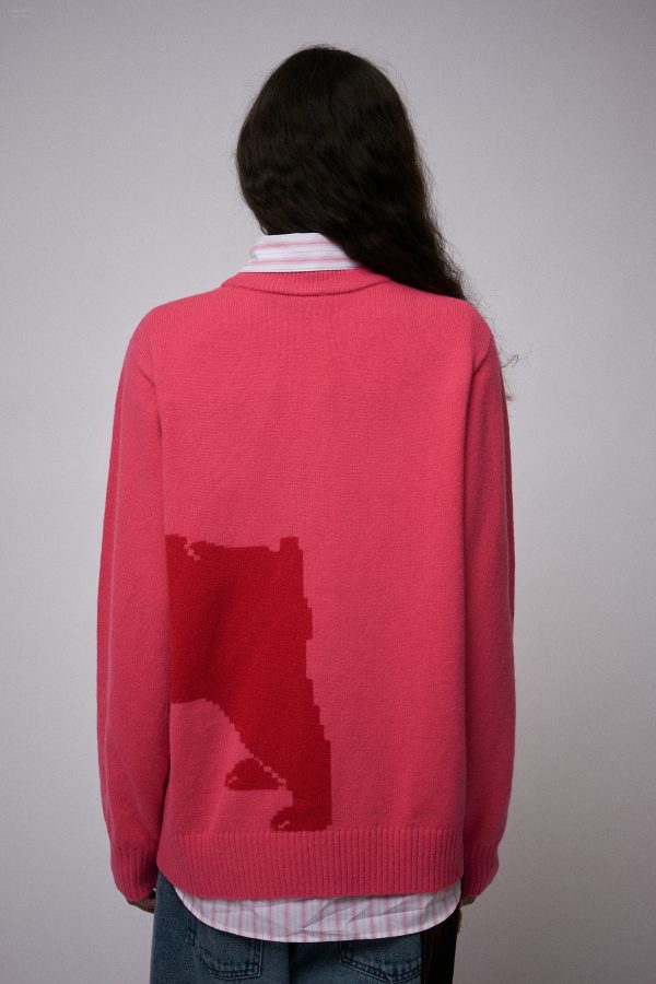 GRAPHIC SWEATER in PINK RED BULLDOG